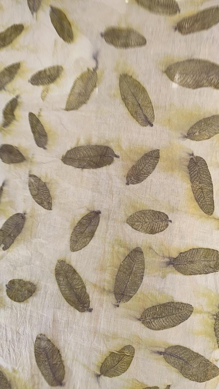 Eco-printing with Aesculus leaves on Muslin fabric
