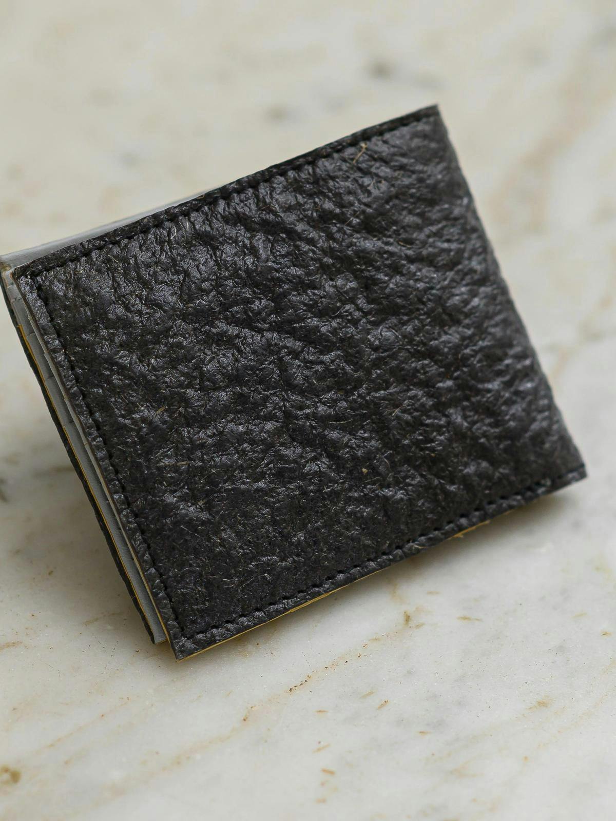 Xisha Wallet Black